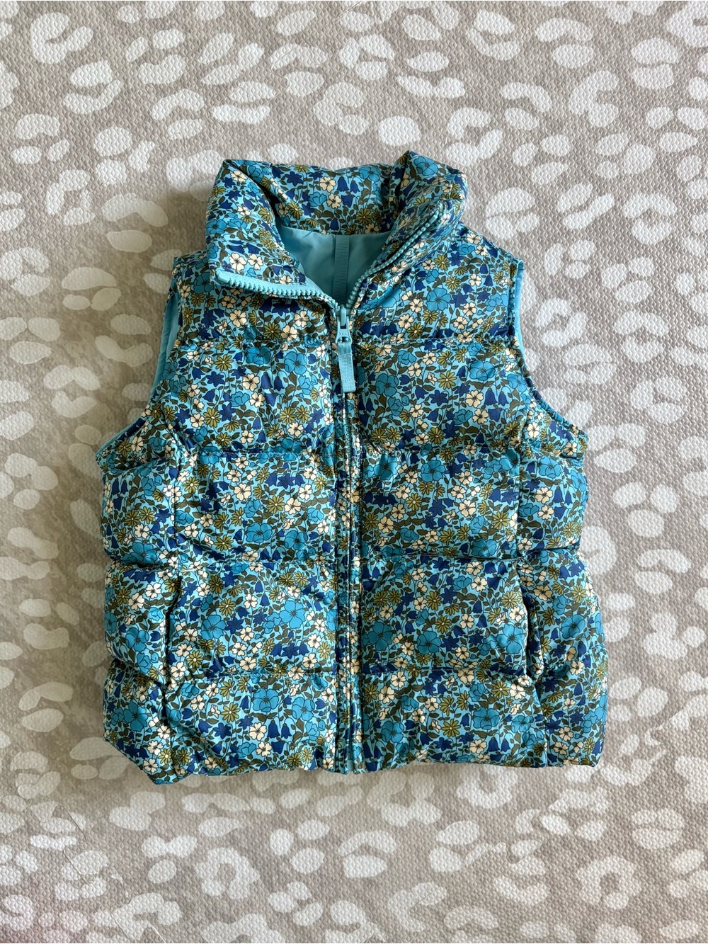 Lands End size 4 (small) girls down feather puffer vest